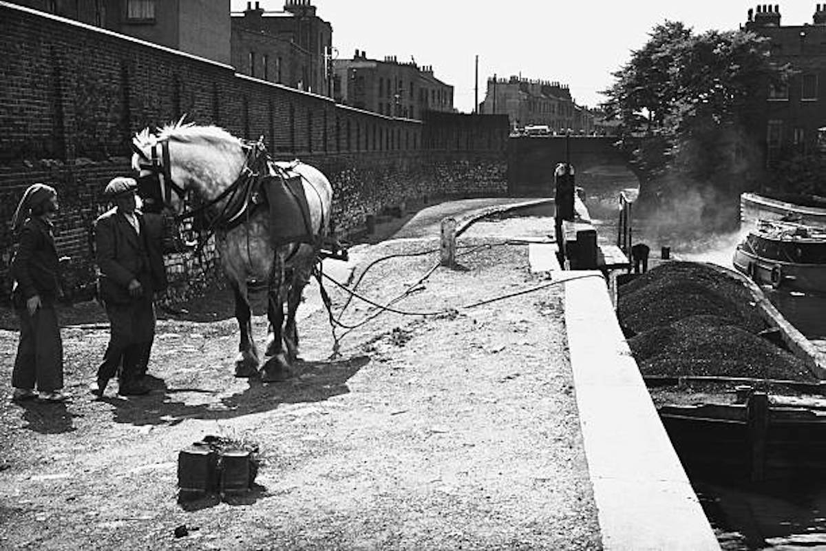 A Brief History Of Regent's Canal